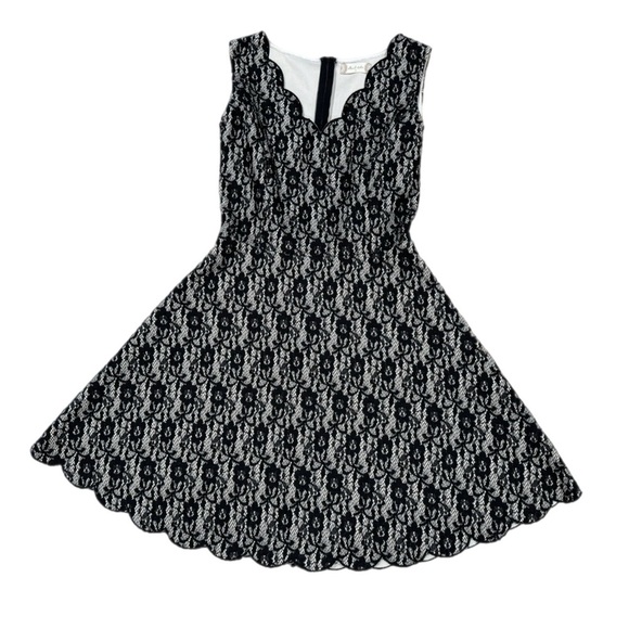 ALTAR’D STATE Fit Flare Mini Beige Black Lace Dress Sleeveless Scalloped Small - Picture 3 of 12